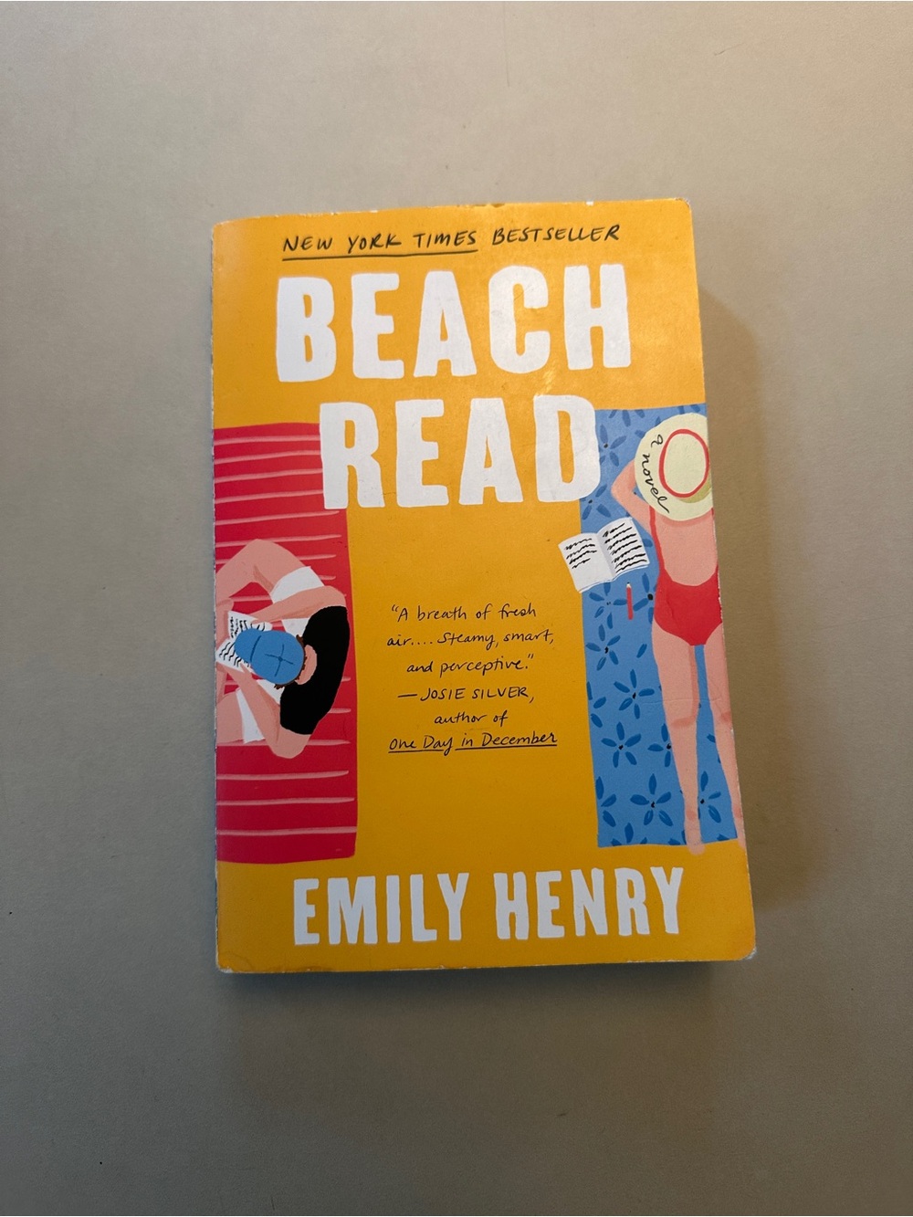 Beach Read - Emily Henri
